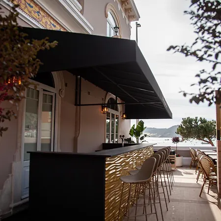 ホテル Storytellers Palace サン・マルティーニョ・ド・ポルト