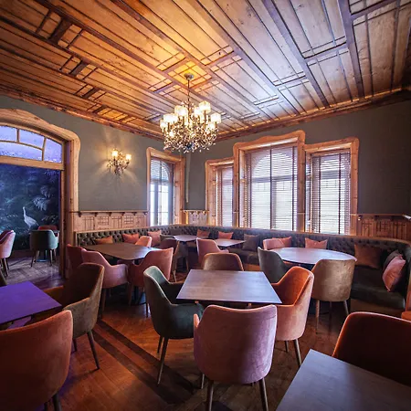 Storytellers Palace ホテル 5*