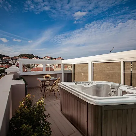 Storytellers Palace Hotell
