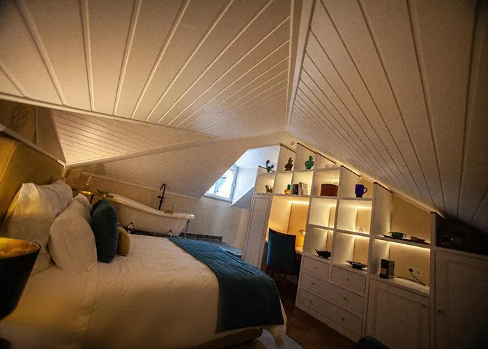 Storytellers Palace Hotel