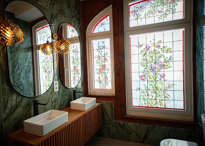 Hotel Storytellers Palace São Martinho do Porto