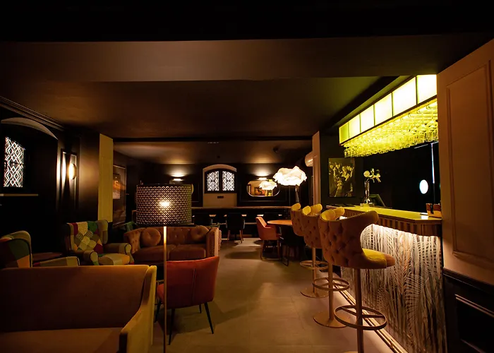 Hotel Storytellers Palace